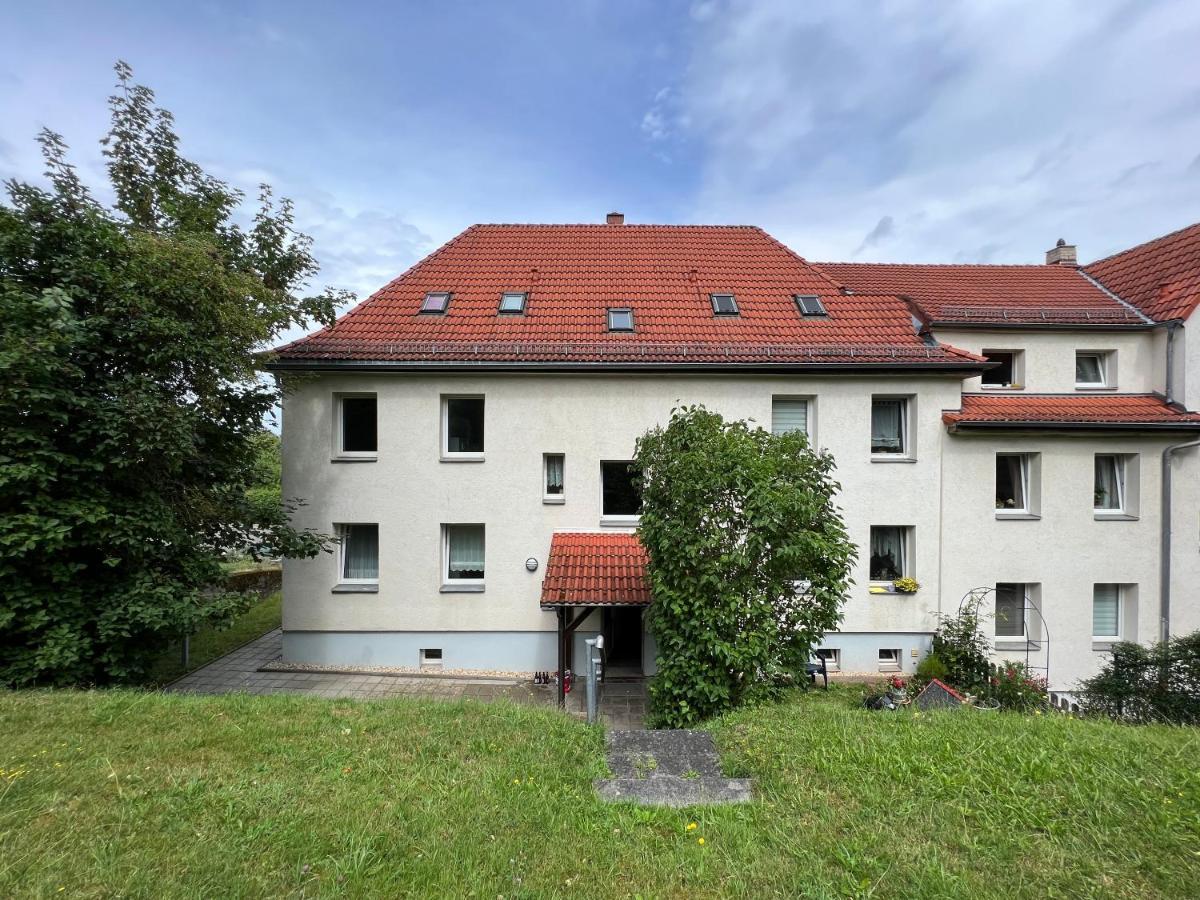 Edler Wohnraum Modernes Vorstadtstudio Mit Emma-Bett, Garten & Kaffeevollautomat Zwickau Bagian luar foto