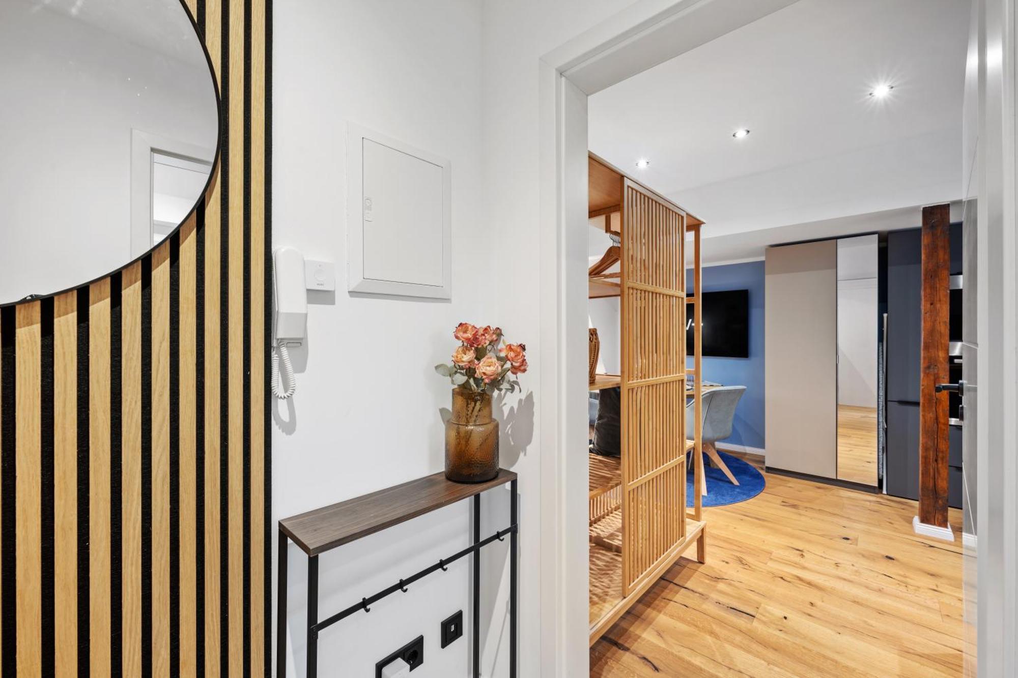 Edler Wohnraum Modernes Vorstadtstudio Mit Emma-Bett, Garten & Kaffeevollautomat Zwickau Bagian luar foto