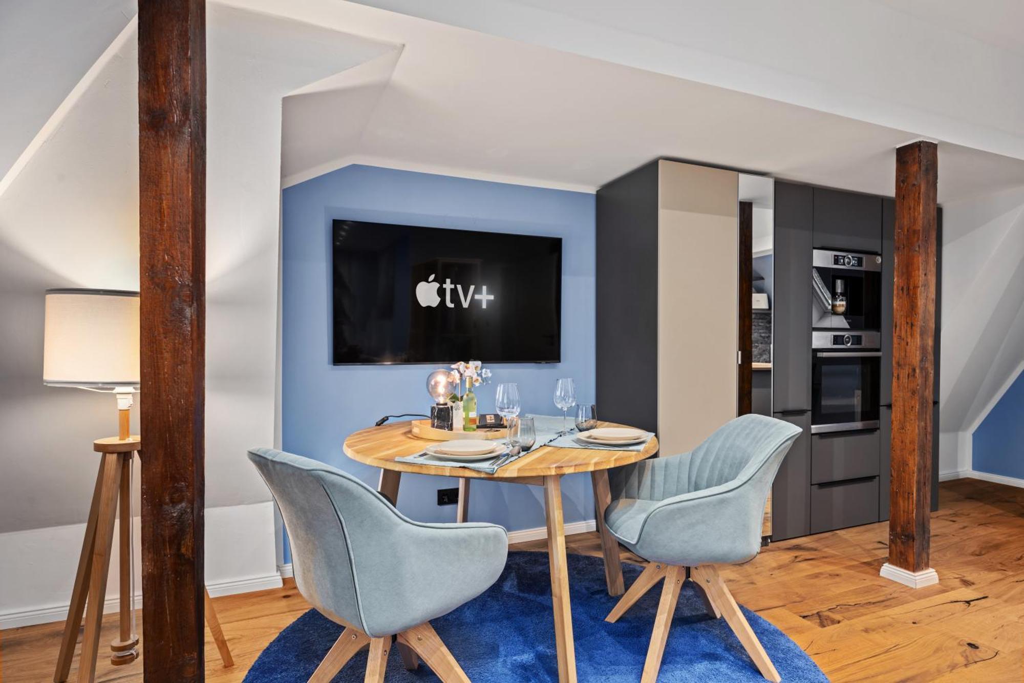 Edler Wohnraum Modernes Vorstadtstudio Mit Emma-Bett, Garten & Kaffeevollautomat Zwickau Bagian luar foto